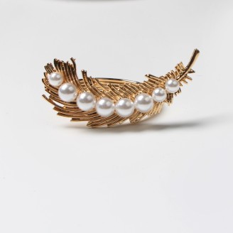 Chic Feather Shape Napkin Ring 