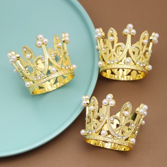 Delicate Crown Design Napkin Ring