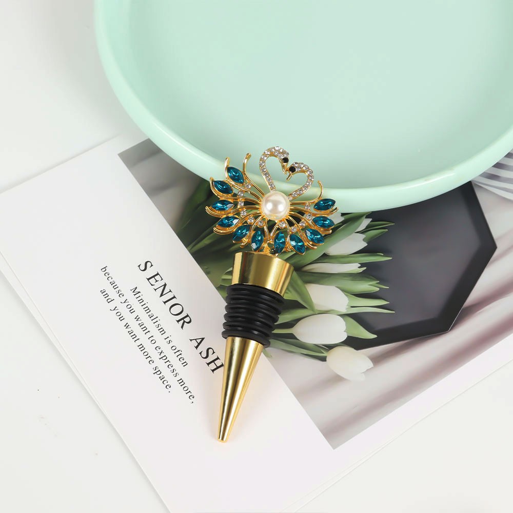 Elegant Rhinestone Swan Wine Stopper